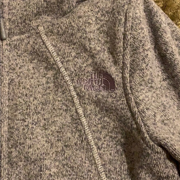 north face - Picture 2 of 4